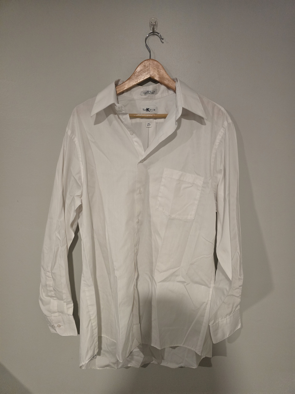 Van Heusen White Long-Sleeve Dress Shirt